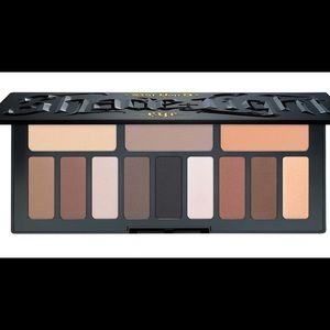 Kat Von D / Shade and Light Eyeshadow Palette